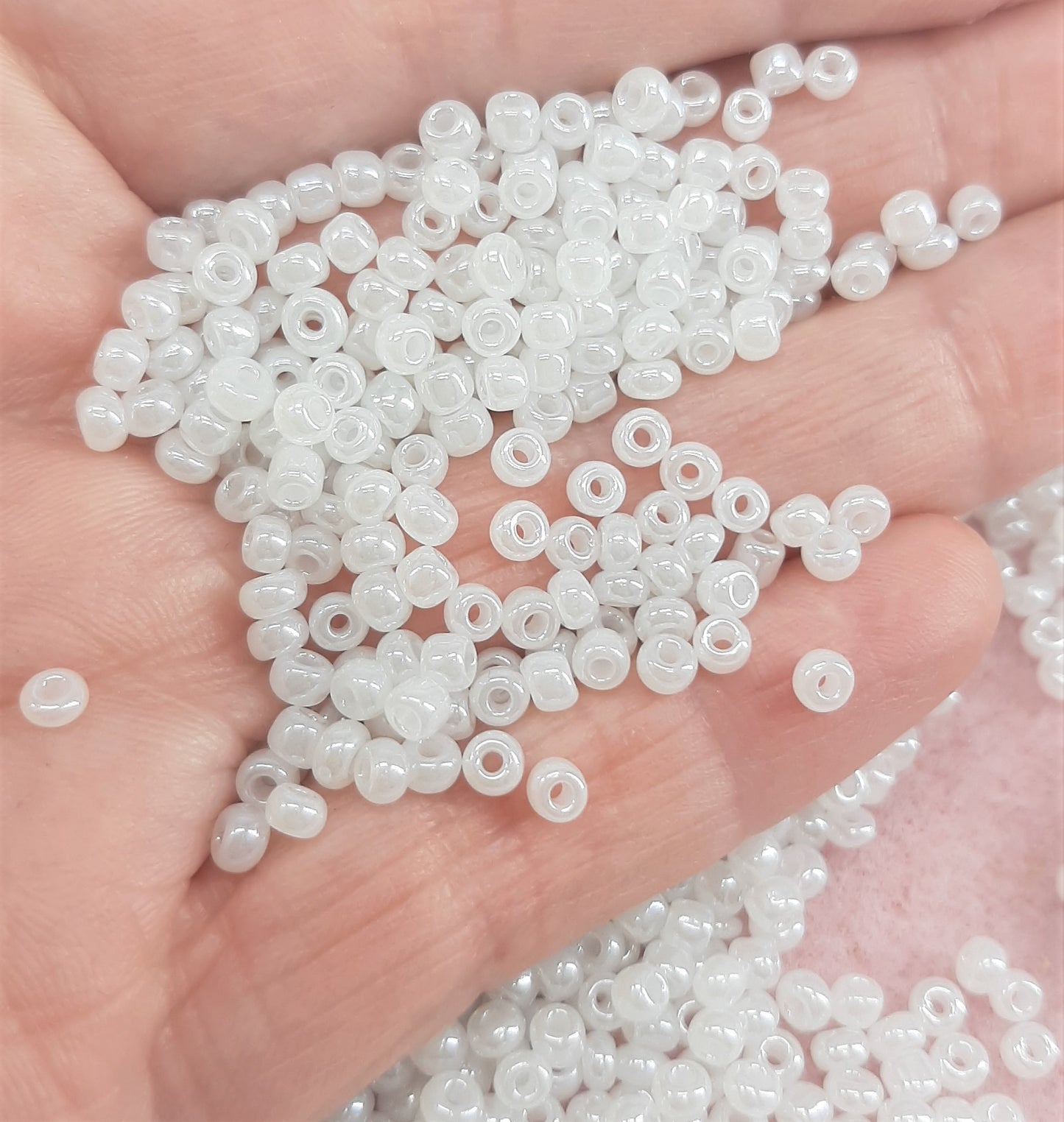 SHINY WHITE GLASS SEED BEADS