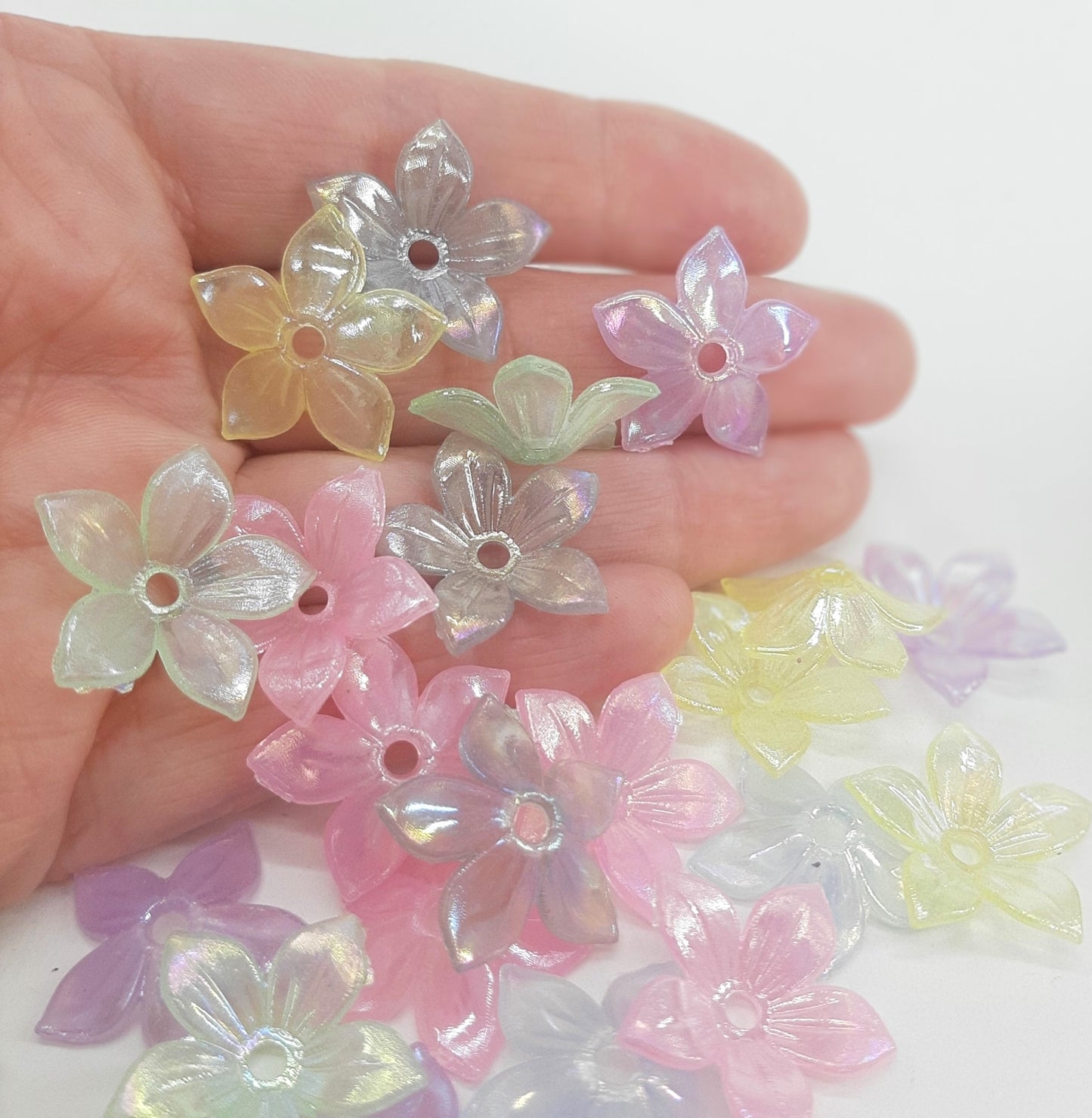 MIXED ACRYLIC FLOWER BEADS