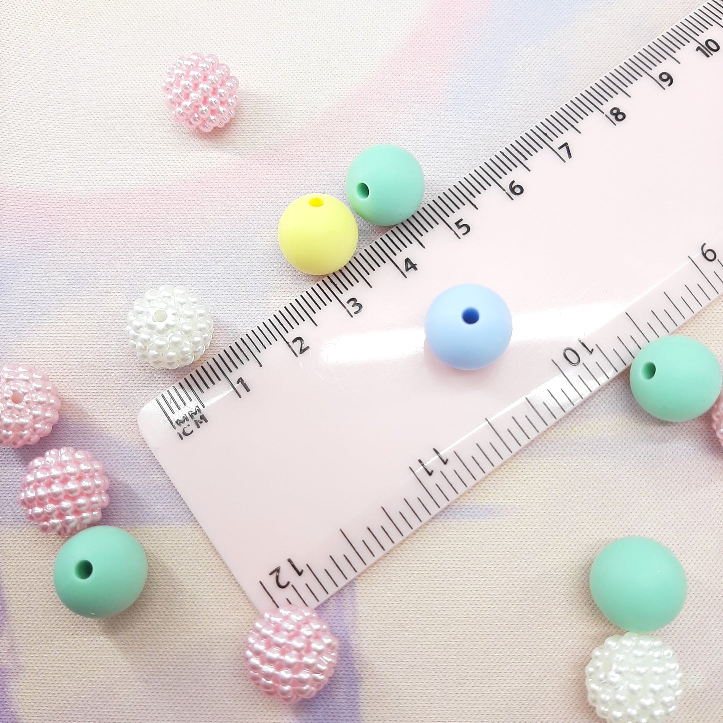SILICONE & ACRYLIC PASTEL MIX