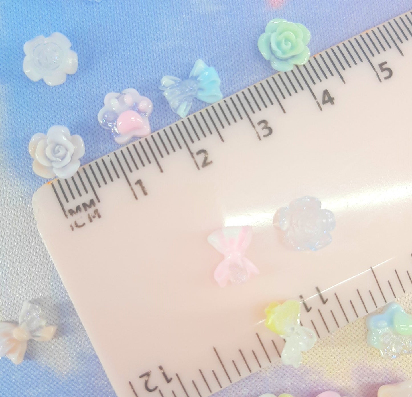 GLOW NAIL CHARMS
