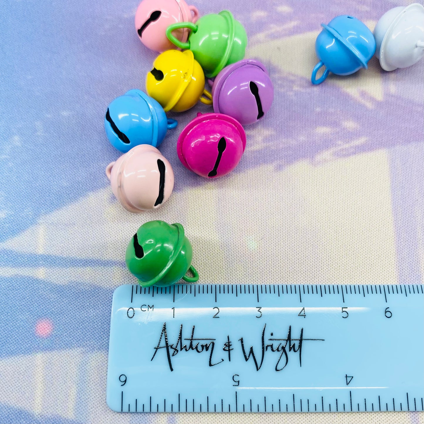 Pack of 10 Bell Pendants