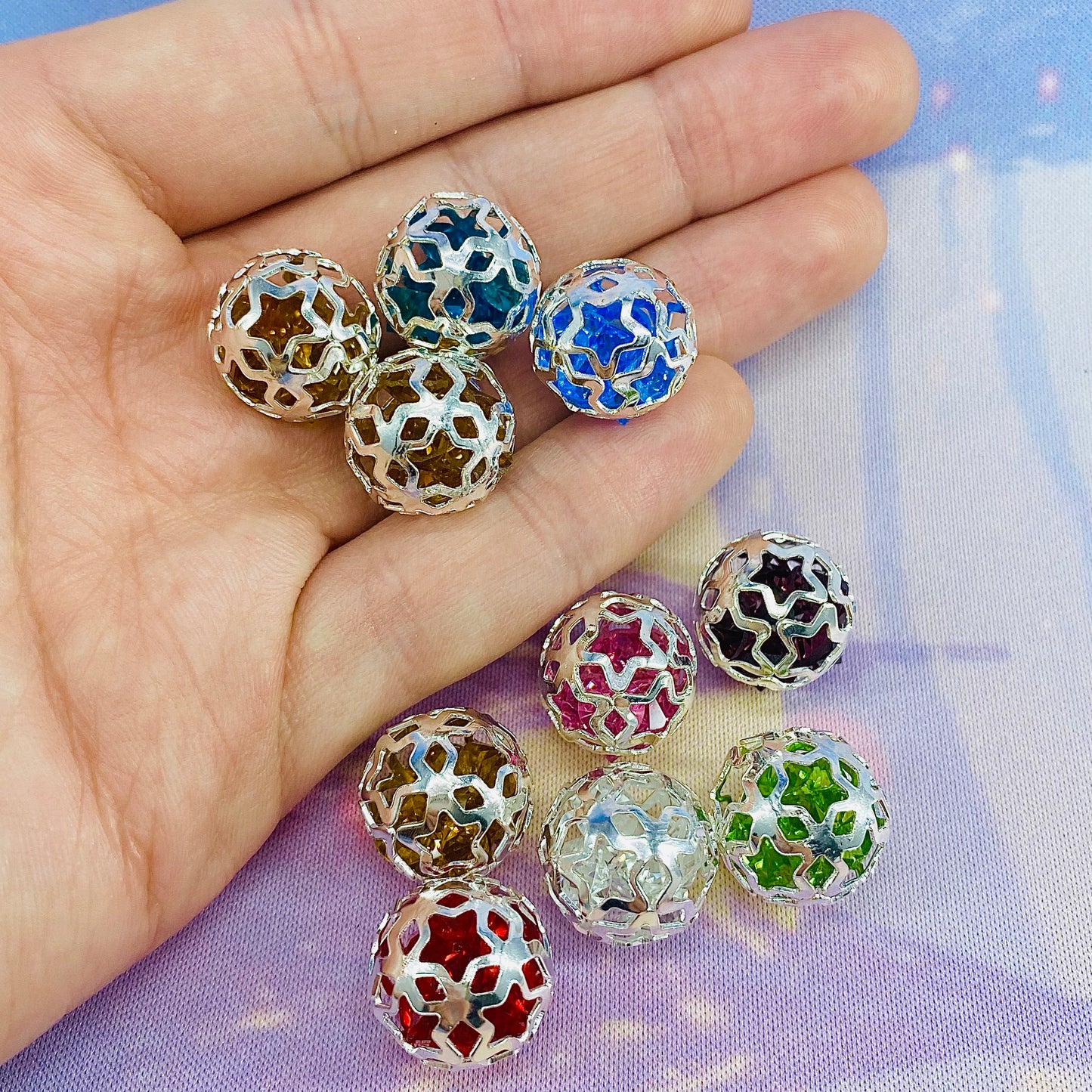 Pack of 10 Crystal Shaker Beads