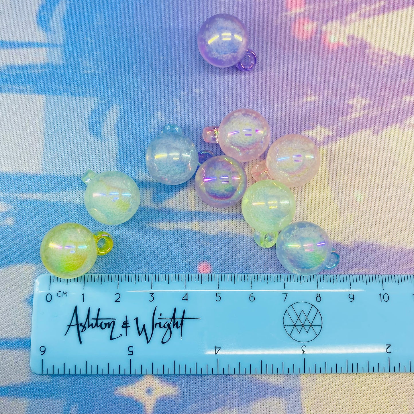 Pack of 10 Round Pendant Bubble Beads