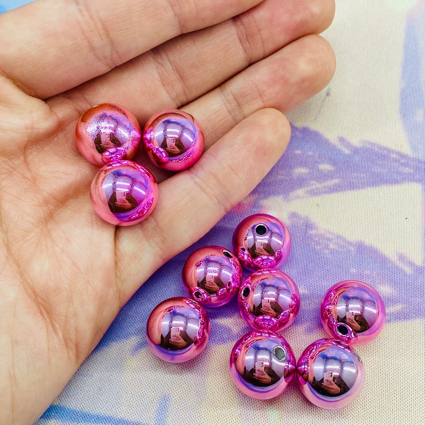 Pack of 10 Shiny Pink Metallic 16mm Beads