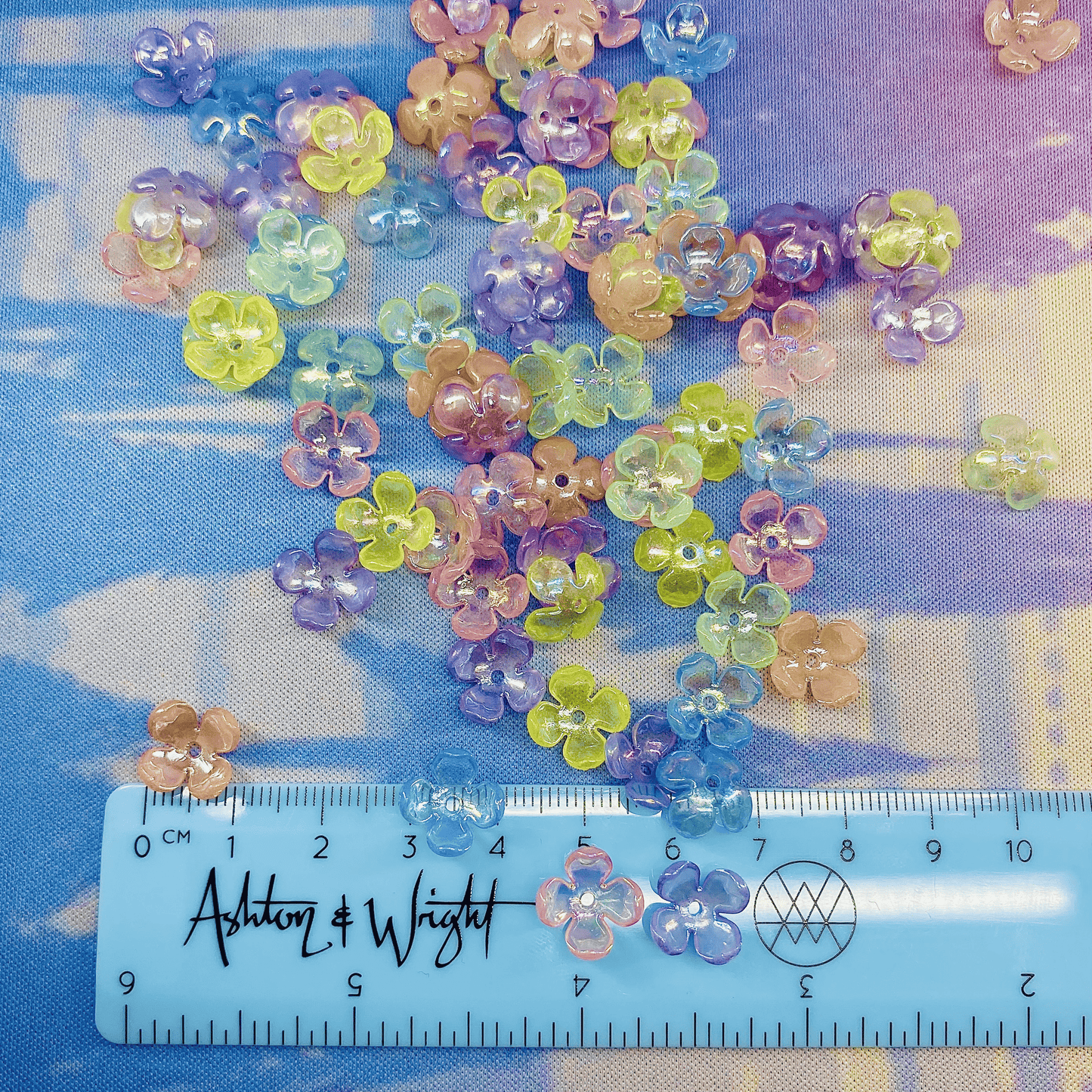 Pack of 10g, Pretty Pastel 4 Leaf 10mm Flower Beads
