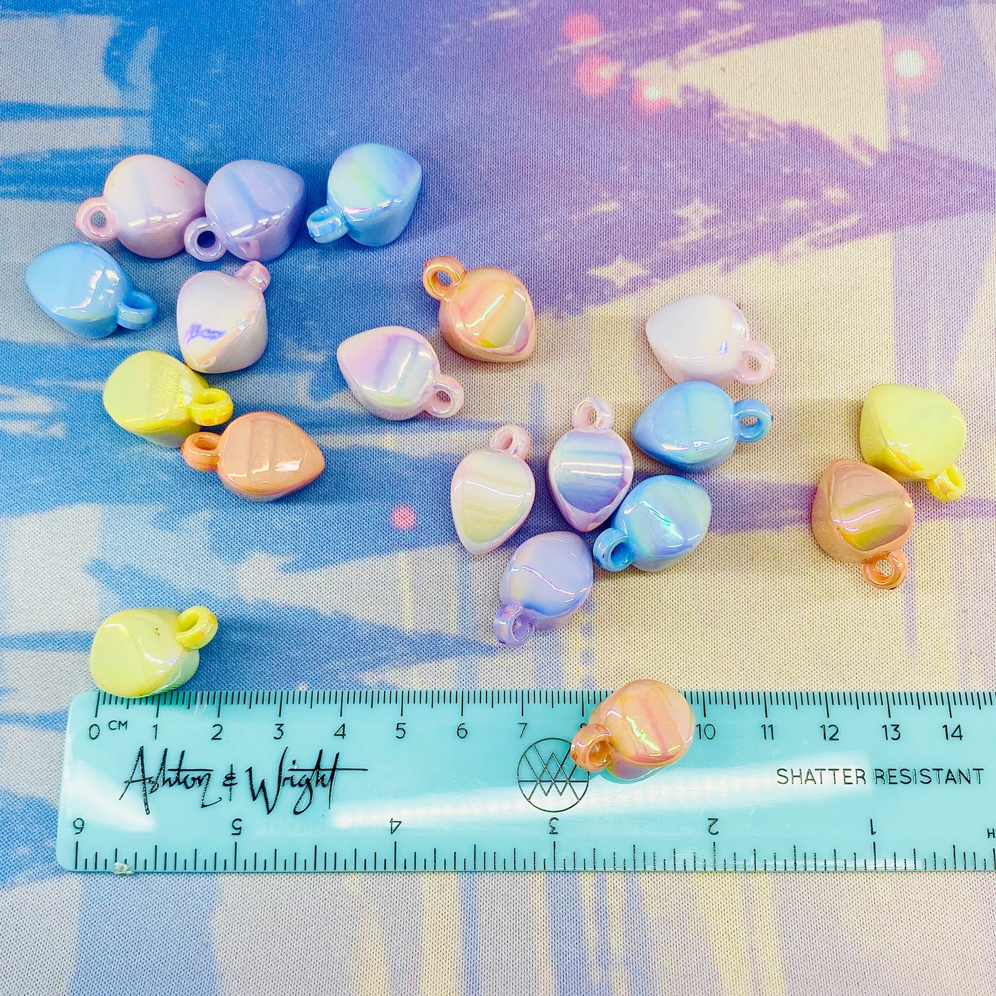 Pack of 20 Droplet Pendant Beads, for Suncatchers