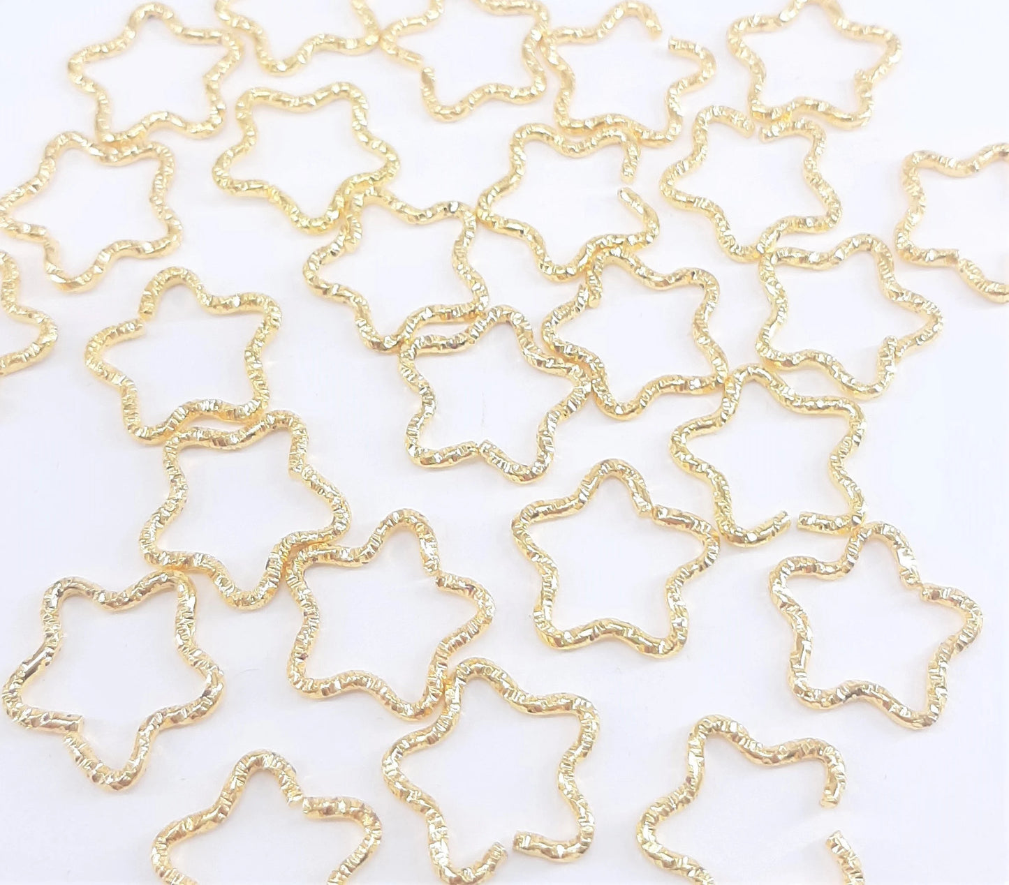 STAR SHAPED JUMP RINGS
