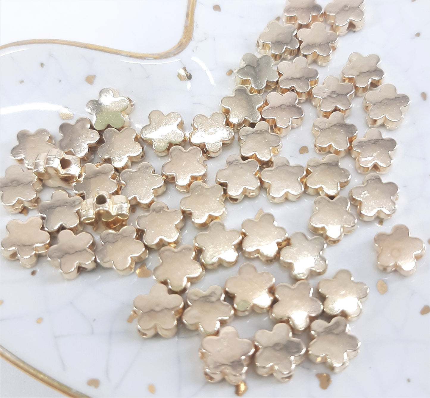 TINY FLOWER BEADS