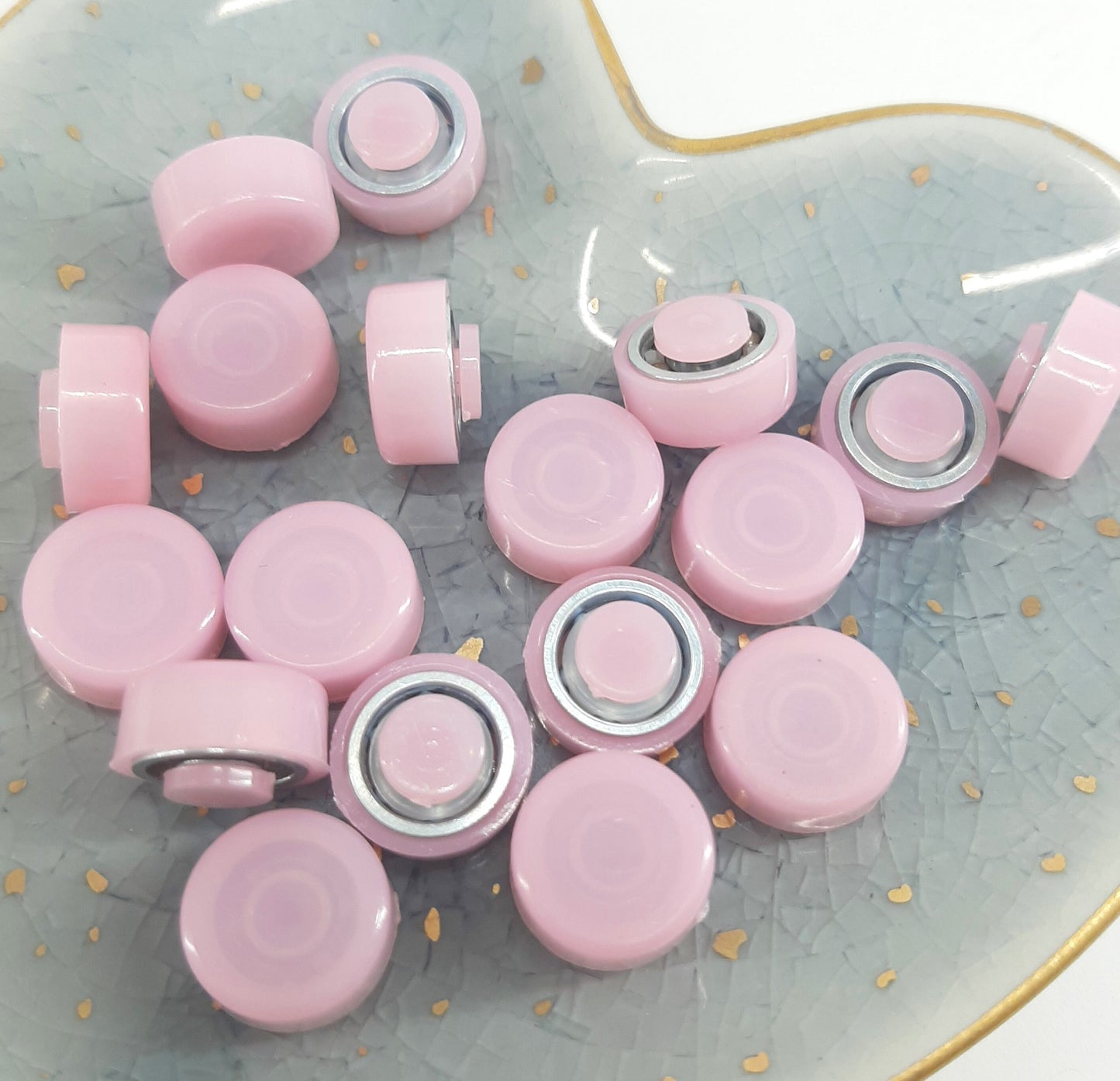 CHARM SPINNERS
