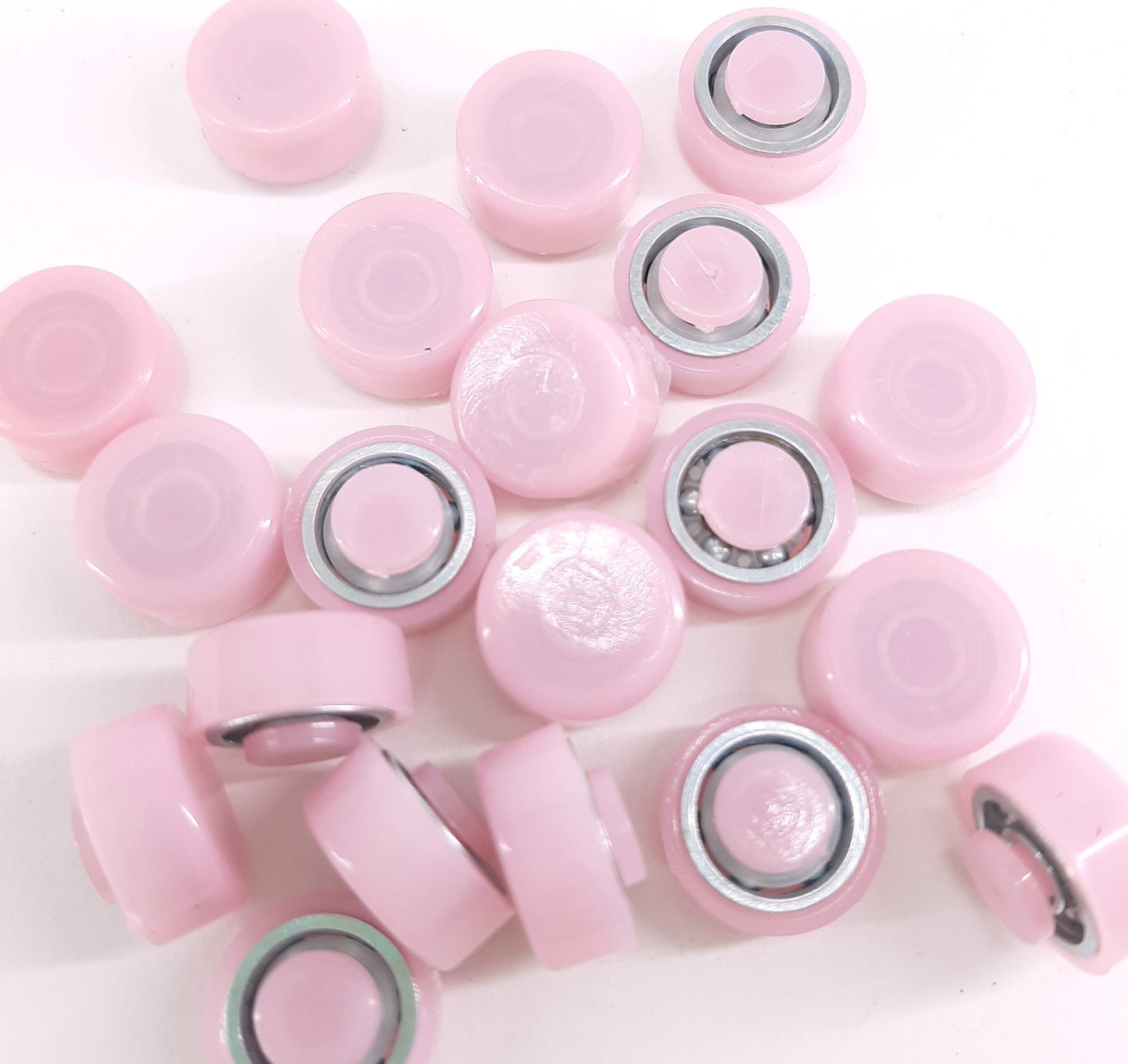 CHARM SPINNERS