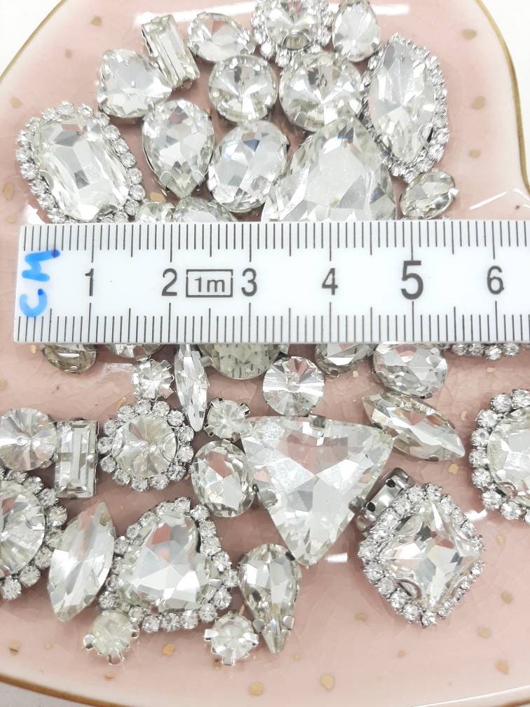MIXED PACK OF ORNATE RHINESTONES