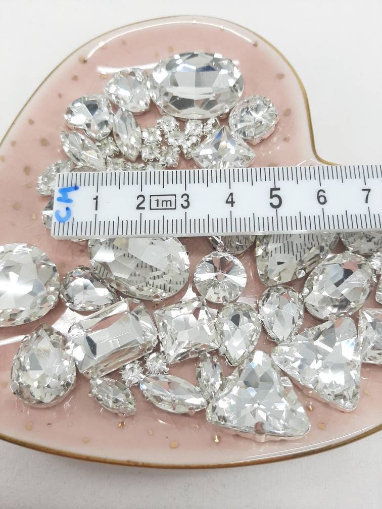 MIXED PACK OF CLEAR RHINESTONES