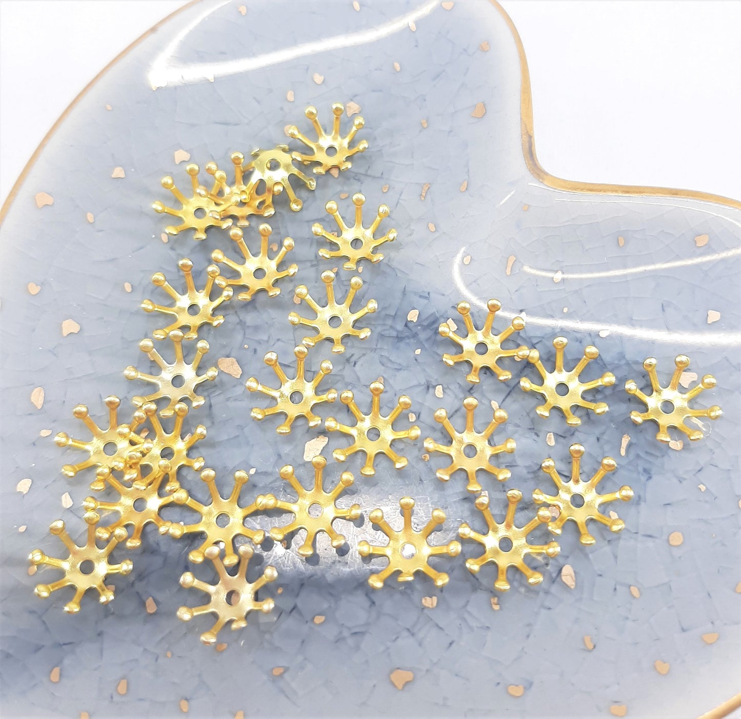 STAMEN BEAD CAPS
