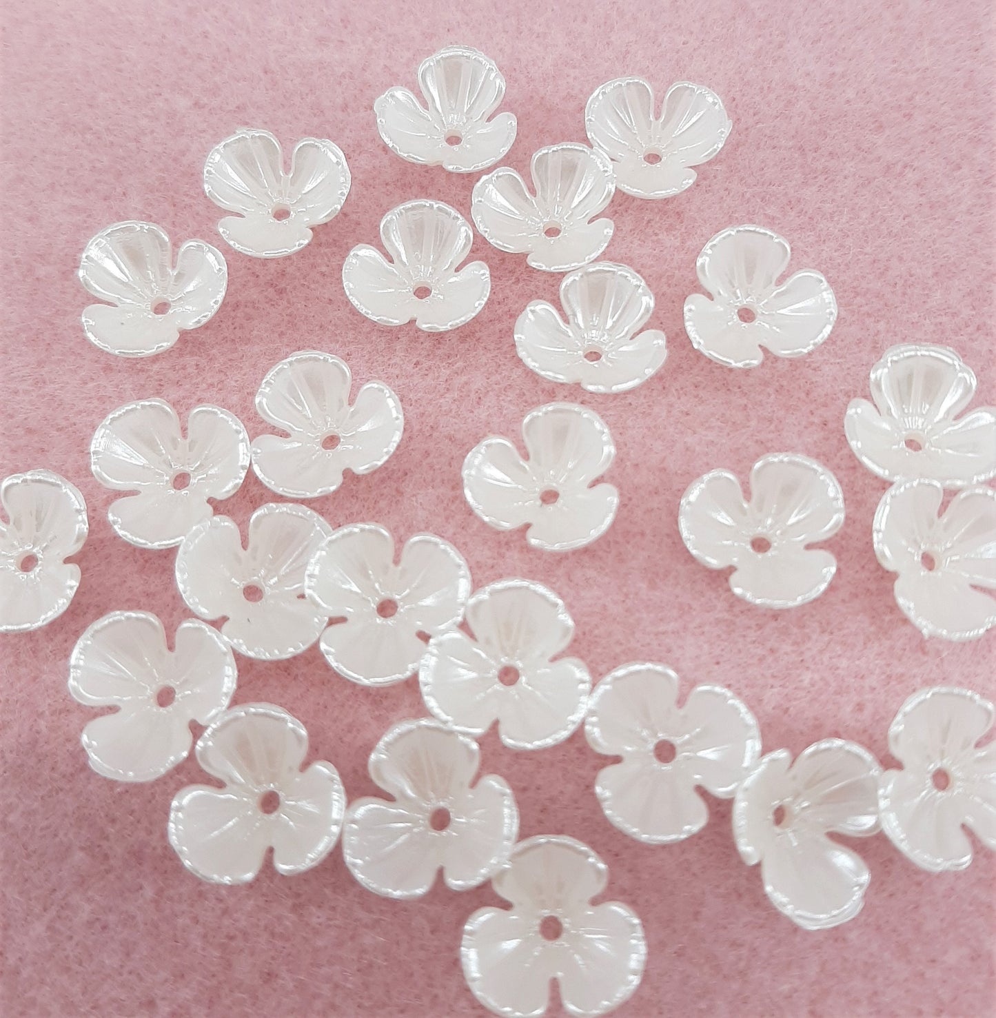 ACRYLIC FLOWER BEADS