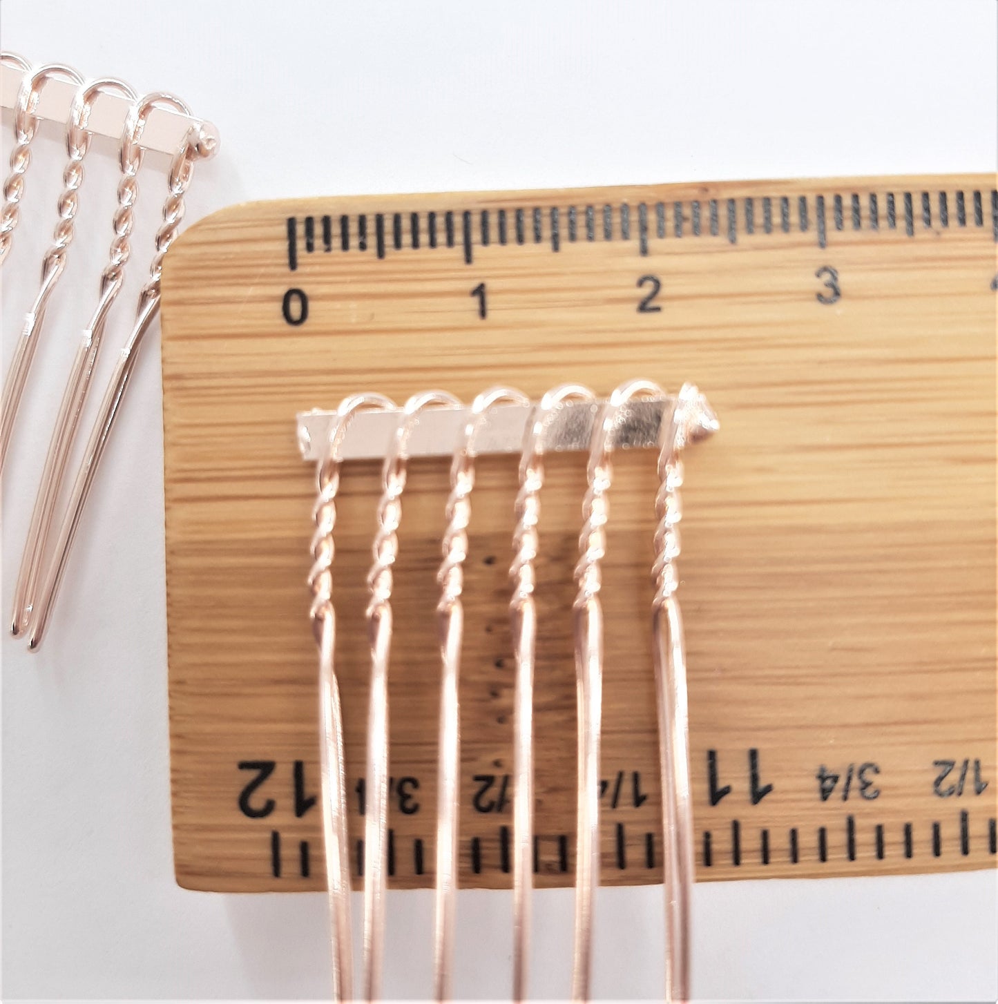 SMALL 6 TEETH COMBS