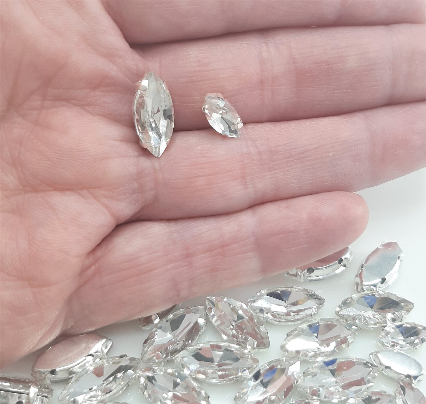 NAVETTE RHINESTONES IN SETTINGS