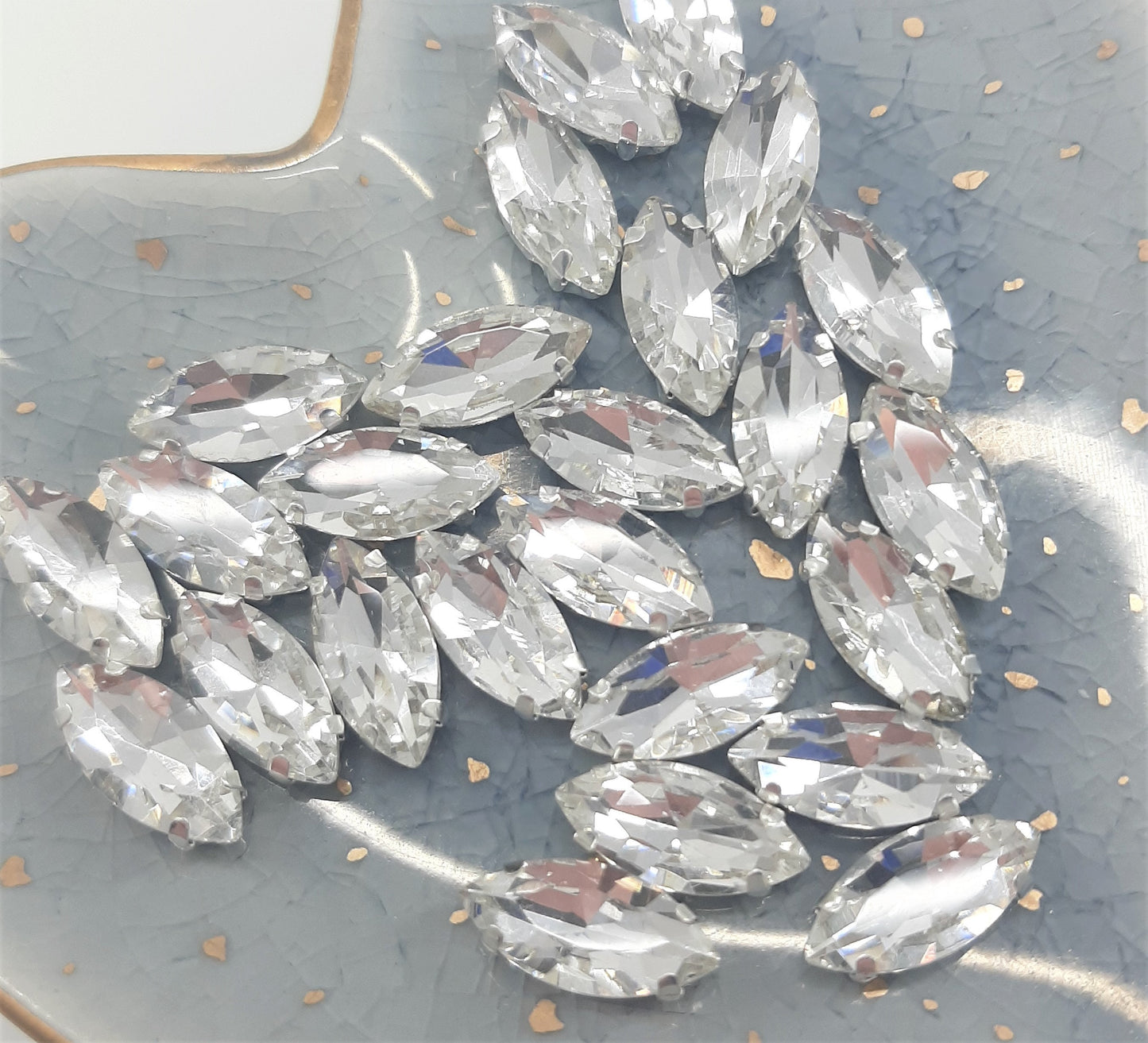 NAVETTE RHINESTONES IN SETTINGS