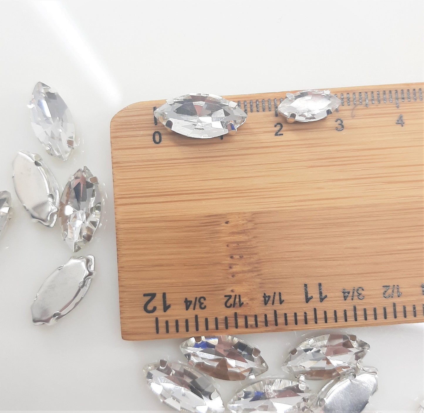 NAVETTE RHINESTONES IN SETTINGS