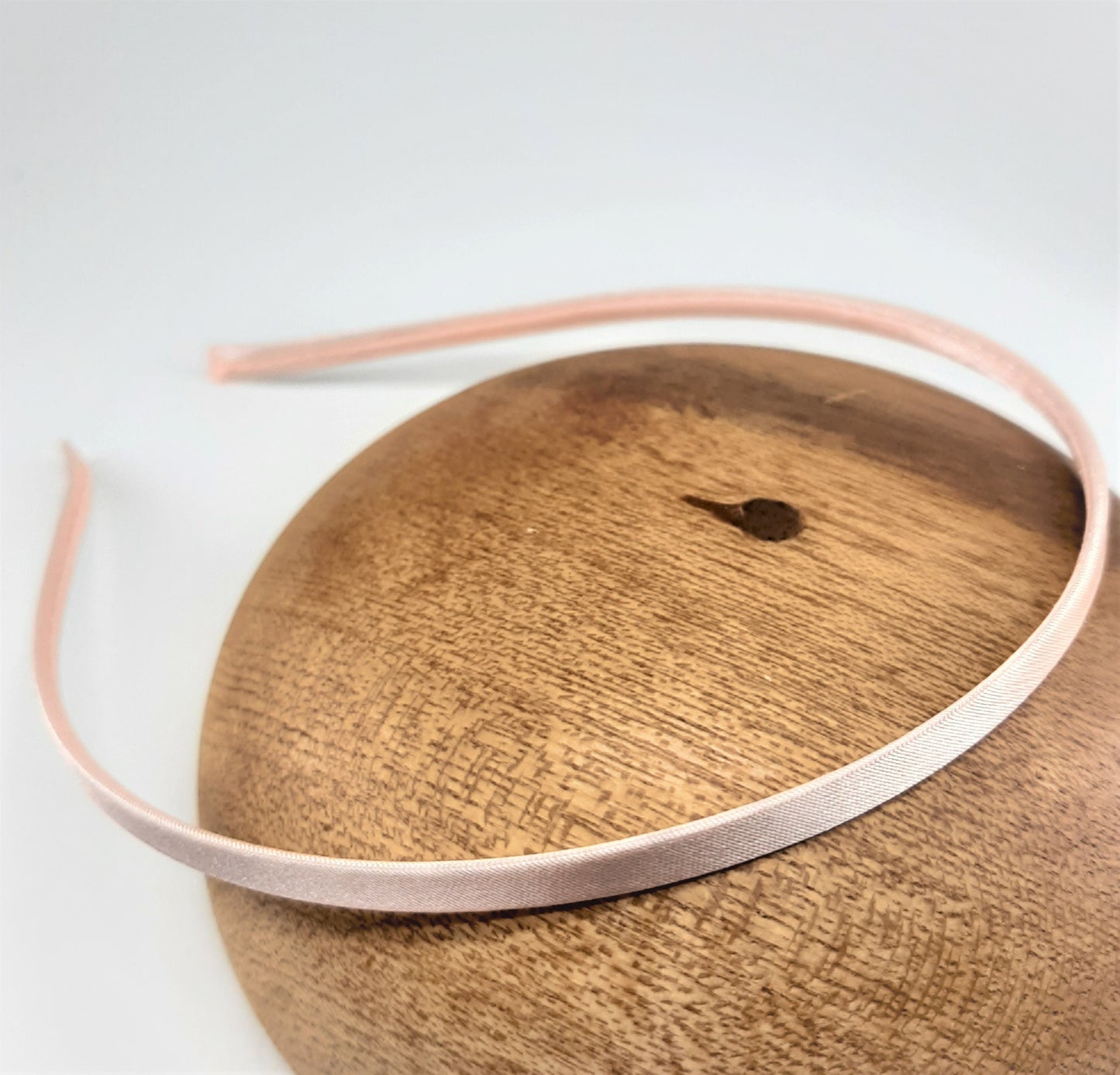 RIBBON COVERED HEADBAND - PEACH