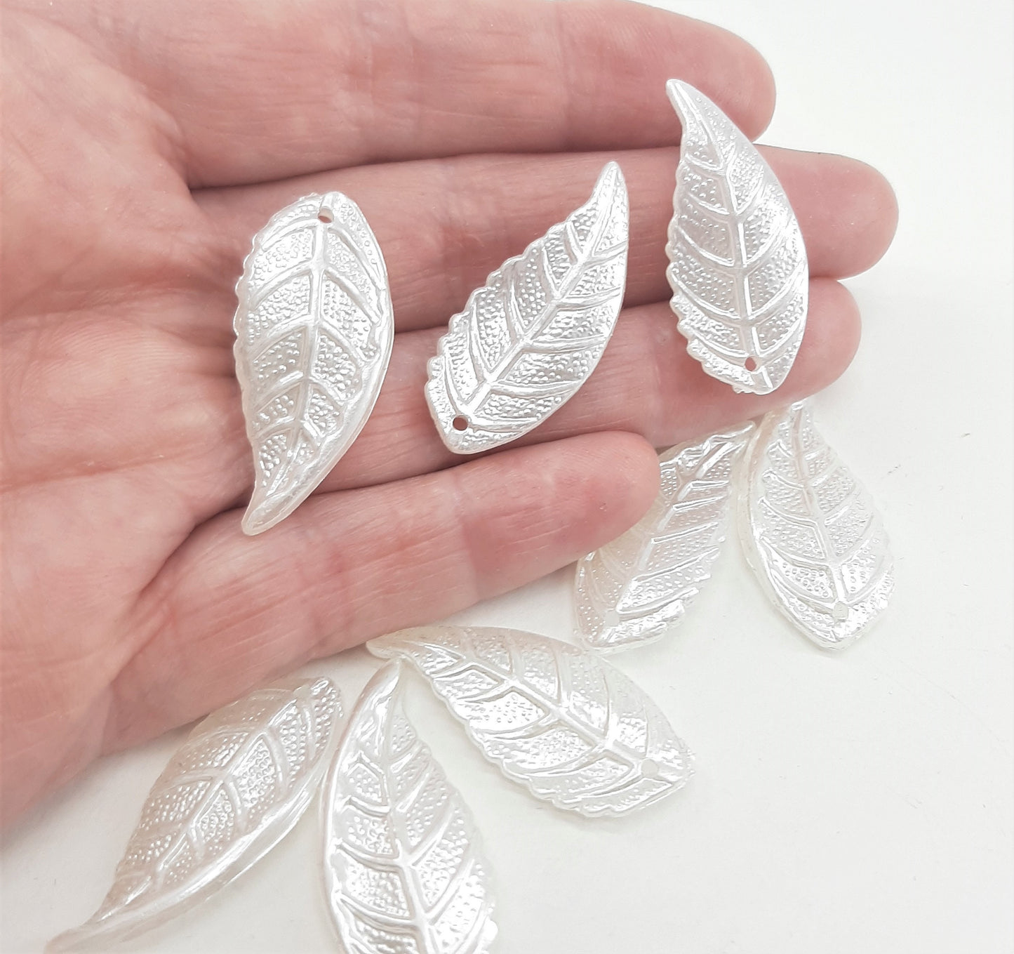 ACRYLIC LEAF LARGE CHARMS