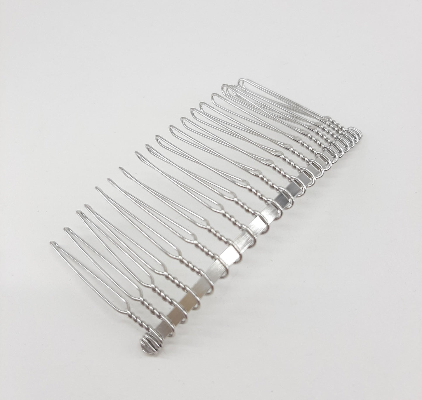 METAL HAIR COMBS