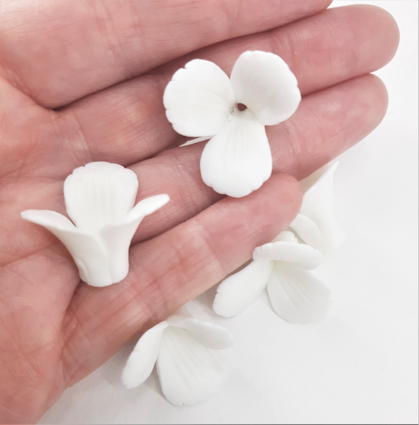 POLYMER CLAY FLOWER BEADS