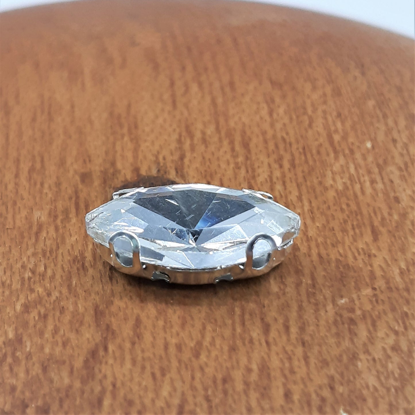 NAVETTE RHINESTONES IN SETTINGS