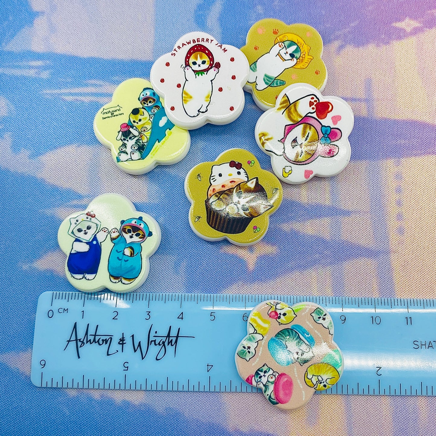 Pack of 7 Mofusand Flower Shaped Cat Beads