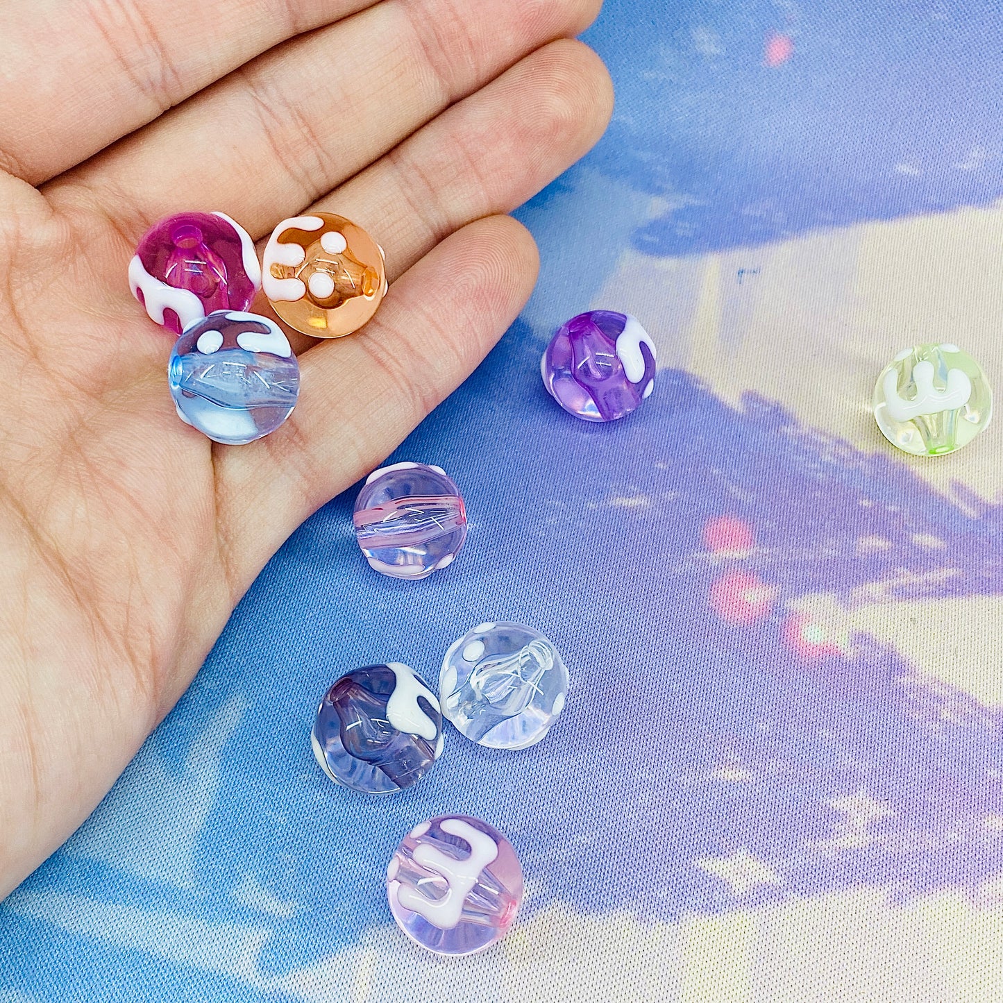 Pack of 10 Hand Painted Paint Drip Beads, 16mm