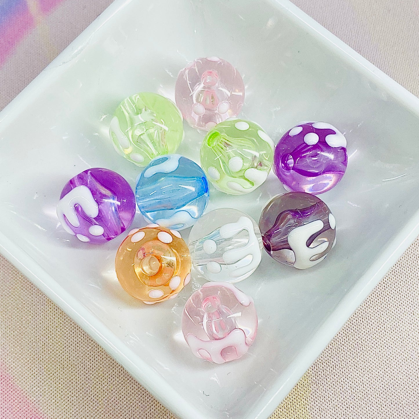Pack of 10 Hand Painted Paint Drip Beads, 16mm