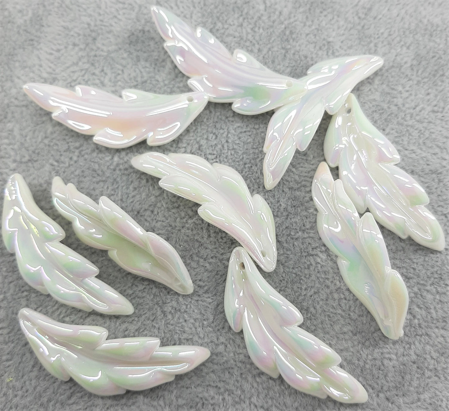 WHITE AB ACRYLIC LARGE LEAF BEADS